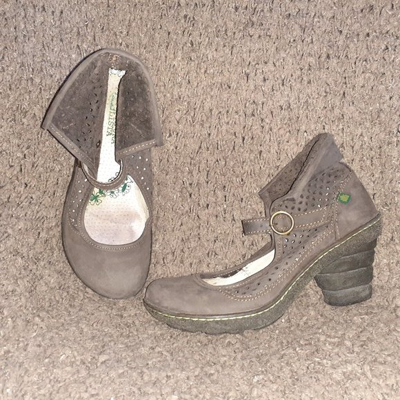 EL NATURALISTA-BOOTIES-Perforated Mary Jane-Taupe/Grey Nubuck-Sz